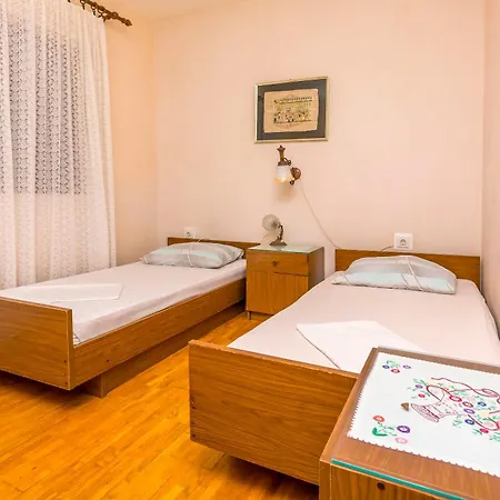 Skaro Daire Rogoznica (Sibenik-Knin)